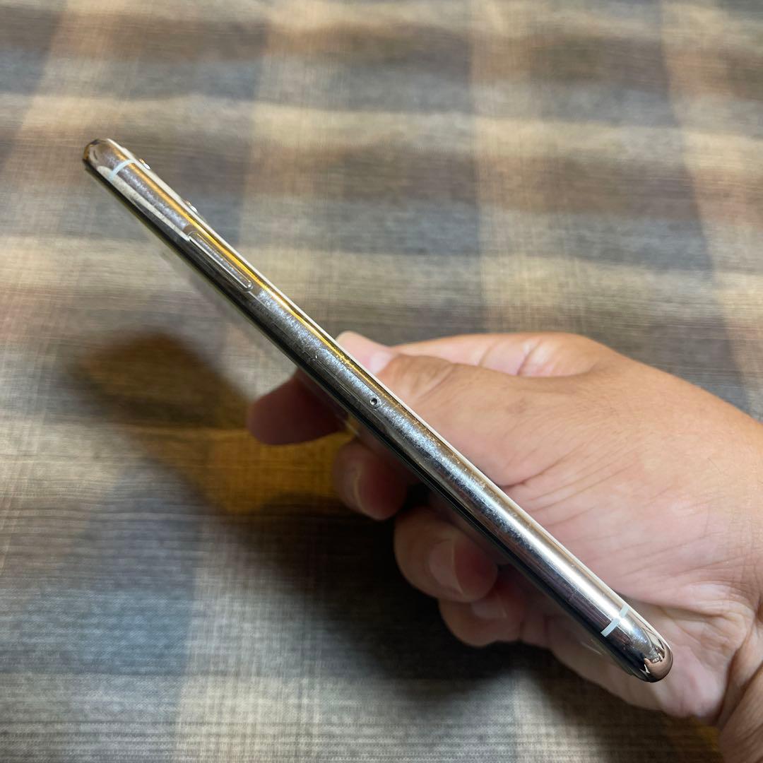 美品iPhone 11 ProMax 512GB シルバー 本体　箱と付属品あり