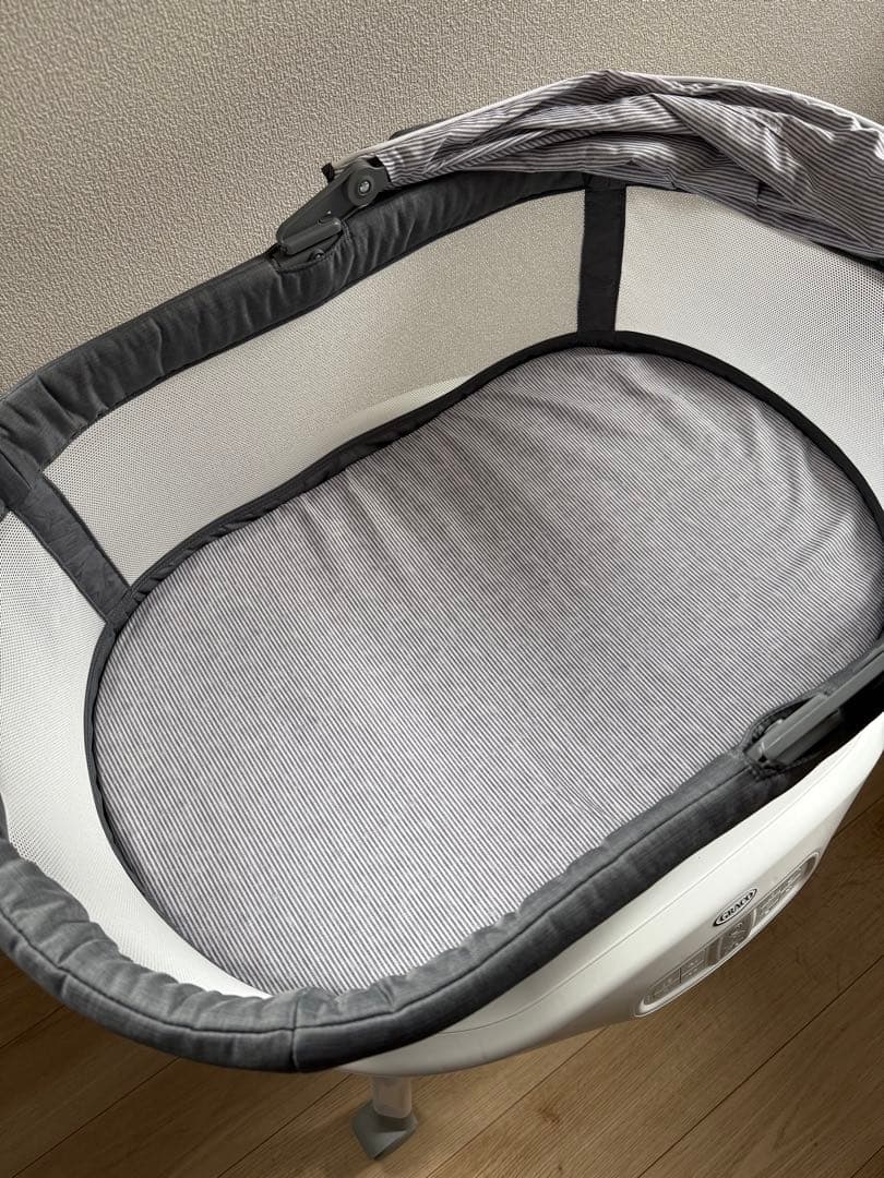 Graco Sense2Snooze ベビーベッド 電子バウンサー 泣き声感知