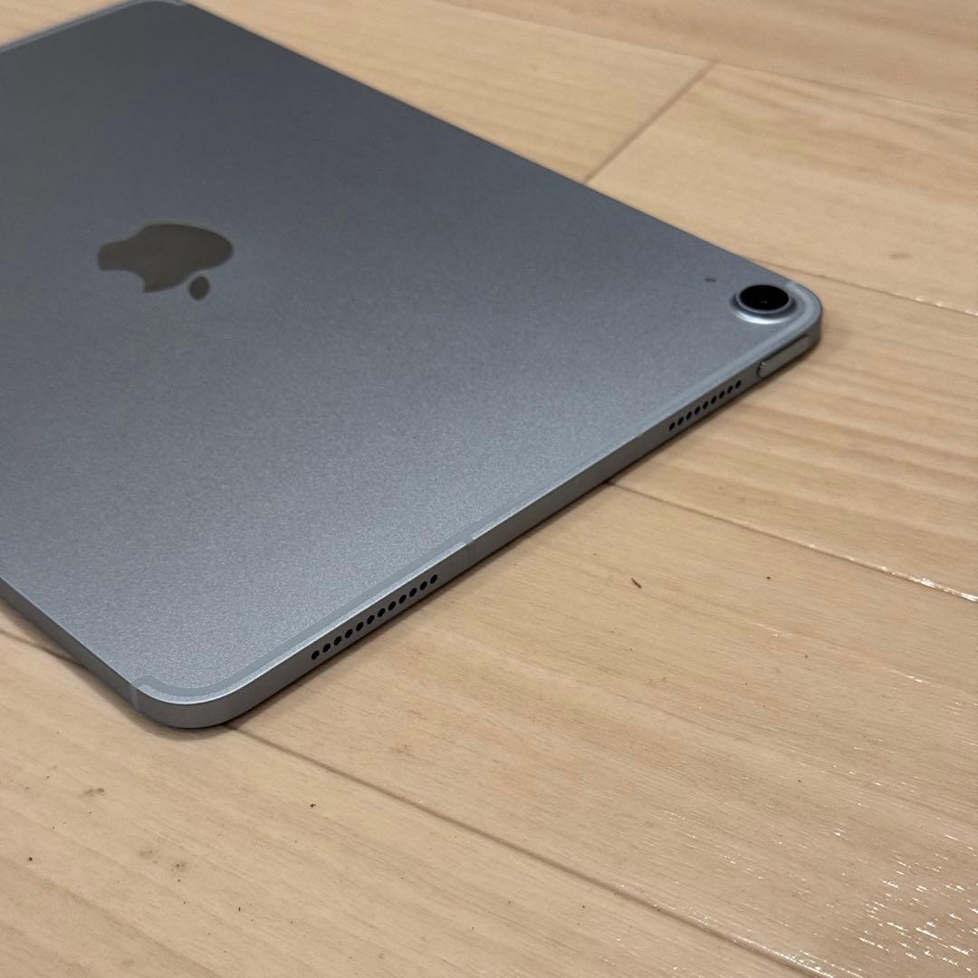 10月購入iPad Air M3 11インチ ブルー セルラーモデル