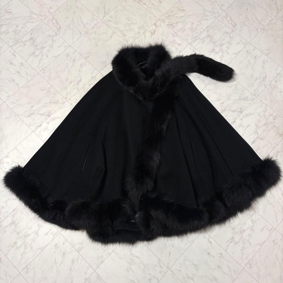 ポンチョ　カシミヤ100% ファー付き　Aライン　エレガント　パーティー　黒