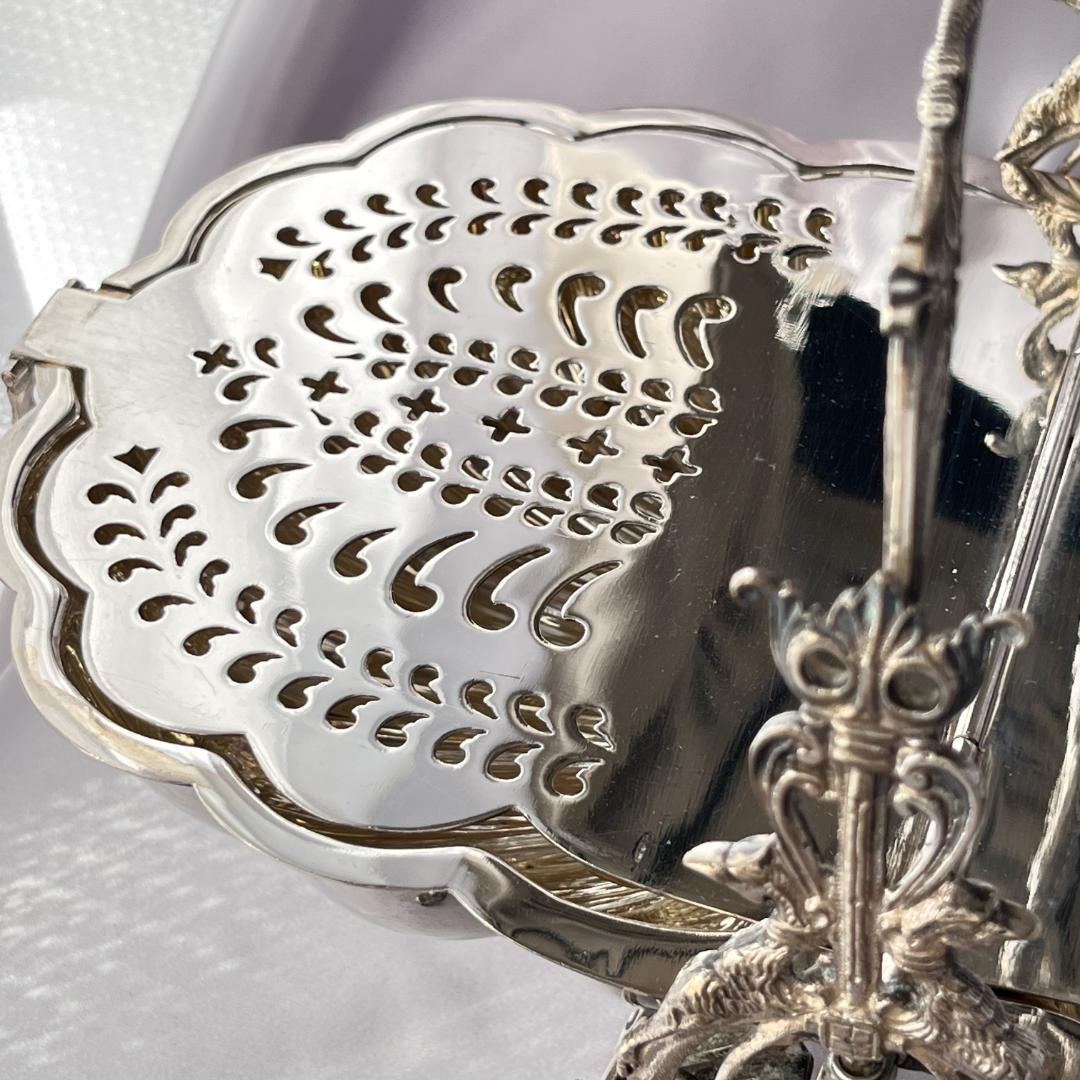 【英国】 ビクトリアン グリフィンのビスケットウォーマー【シルバープレート】