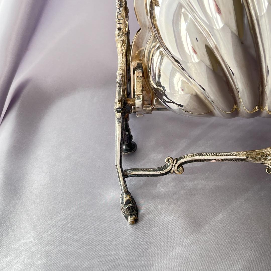 【英国】 ビクトリアン グリフィンのビスケットウォーマー【シルバープレート】