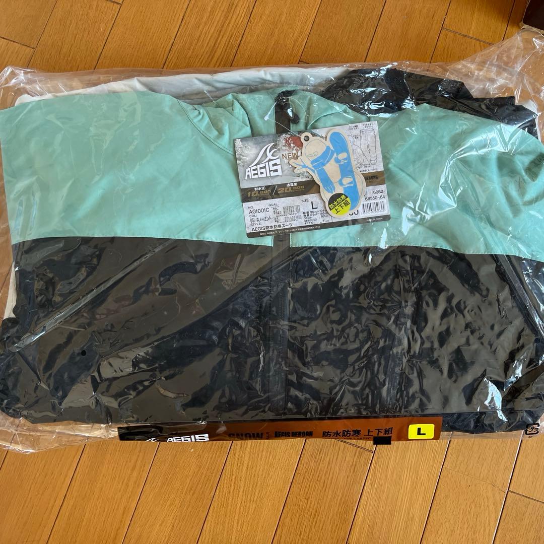 完売 ワークマンAEGIS 防水防寒スーツ スノーミント L