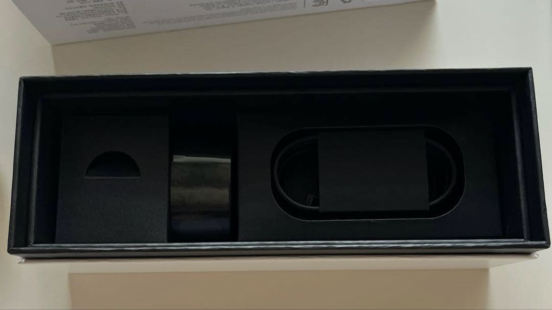 Beats Pill+ ポータブルワイヤレススピーカー