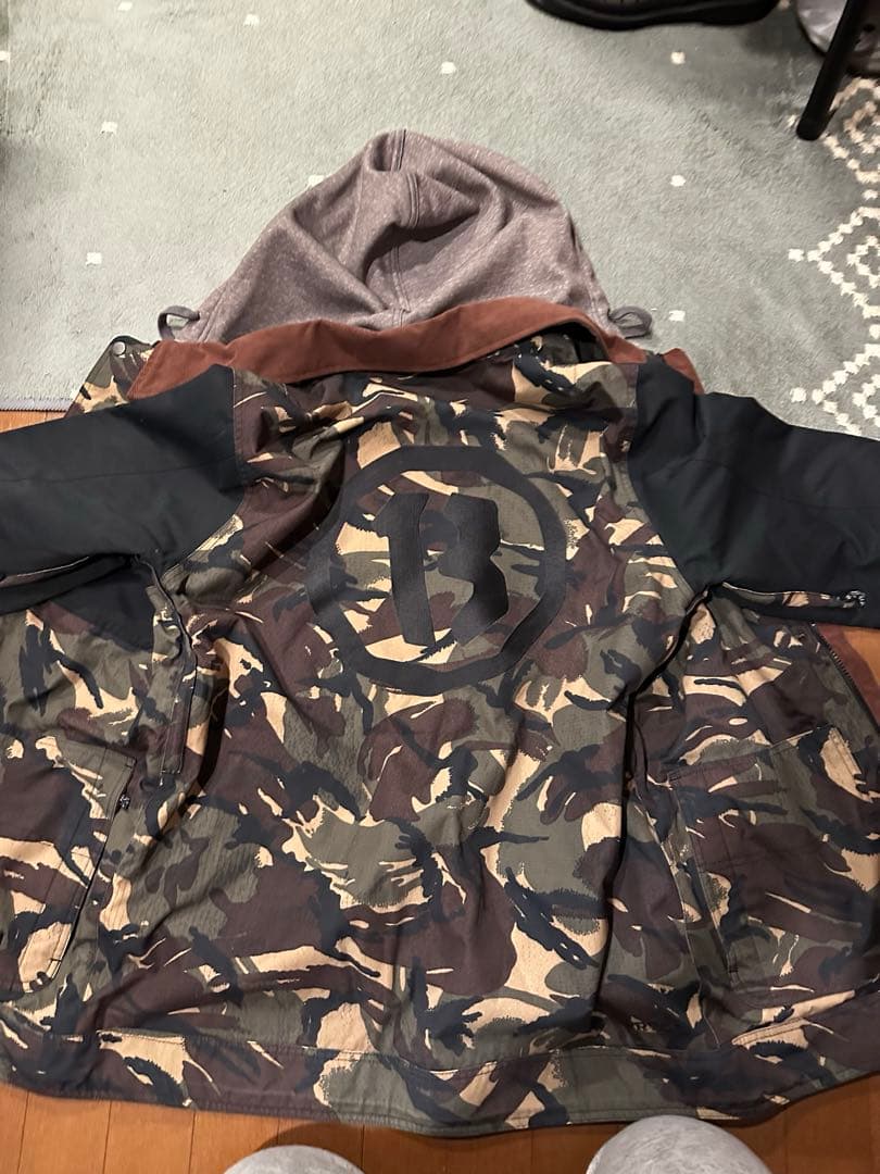 Burton スノボウェア スキーウェア Themolite サイズM