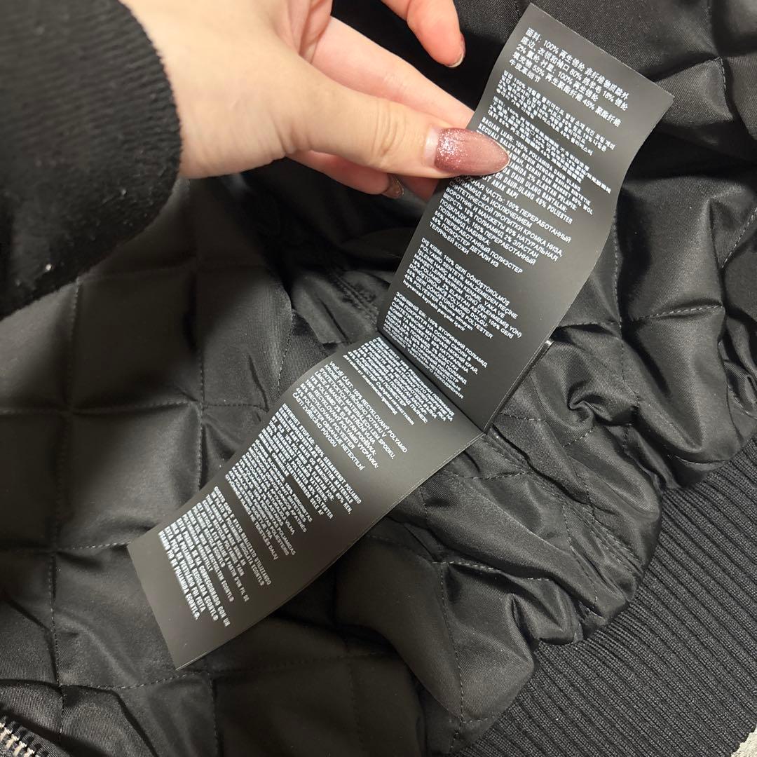 プラダ　Re-Nylon ボンバージャケット