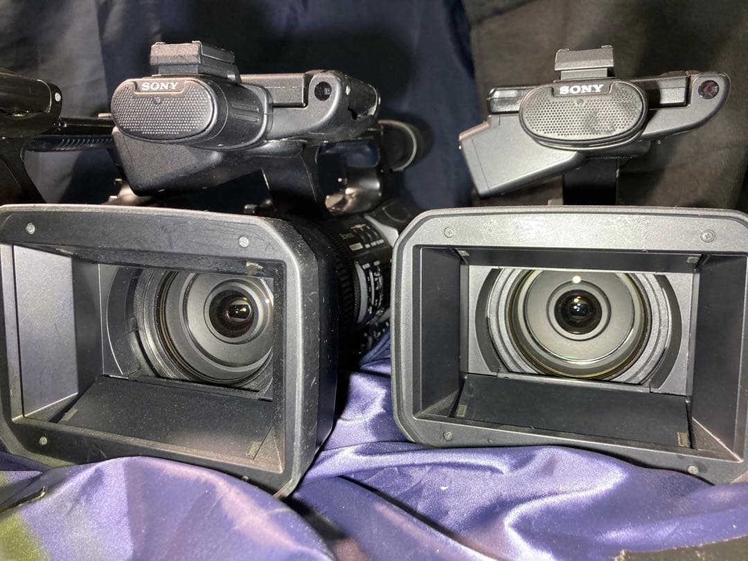 SONY hvr-MRC1K 4個セットとソニーZ5Jの5台おまけ付き！