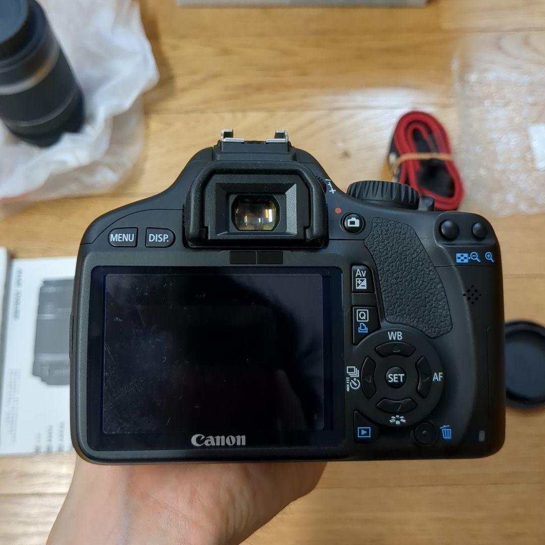 Canon EOS デジタル一眼レフカメラと望遠ズームレンズのセット