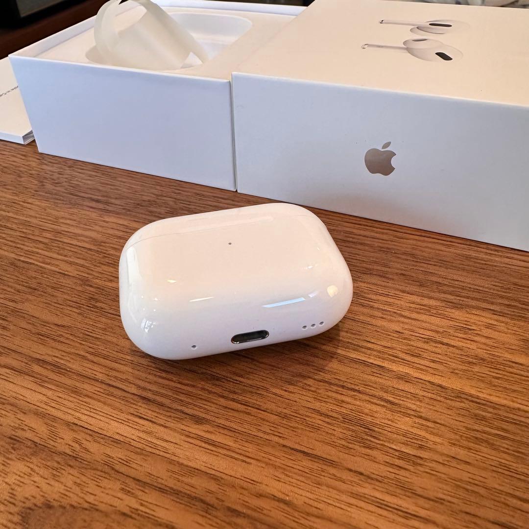 AirPods Pro 第2世代 ホワイト 充電ケース 付属品付き