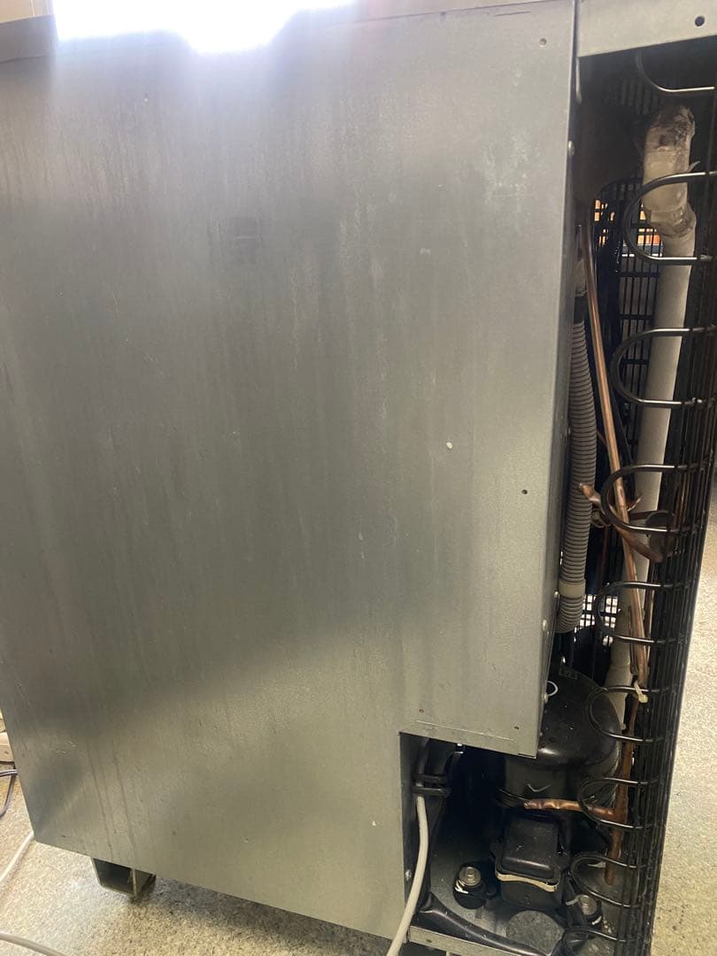 ジャスミンローズ 　SANYO 業務用冷蔵庫 単相 100V