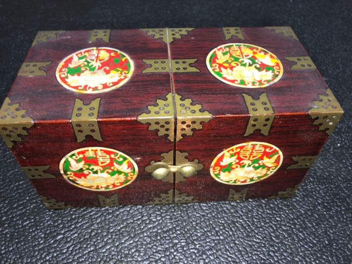 【珍品】小物入れ　アンティーク　ヴィンテージ　レア　骨董