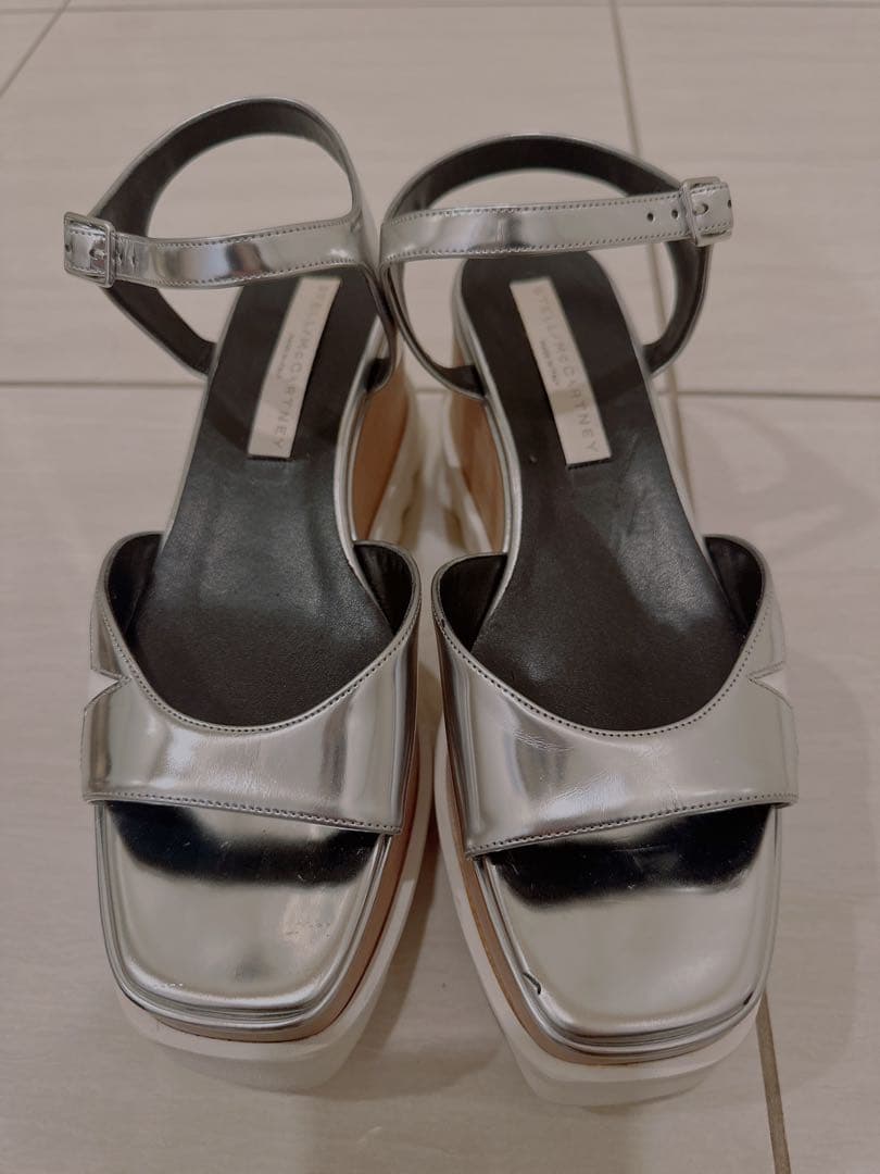 大人気シリーズ♡ステラマッカートニー　サンダル　37/5 シルバー　スター