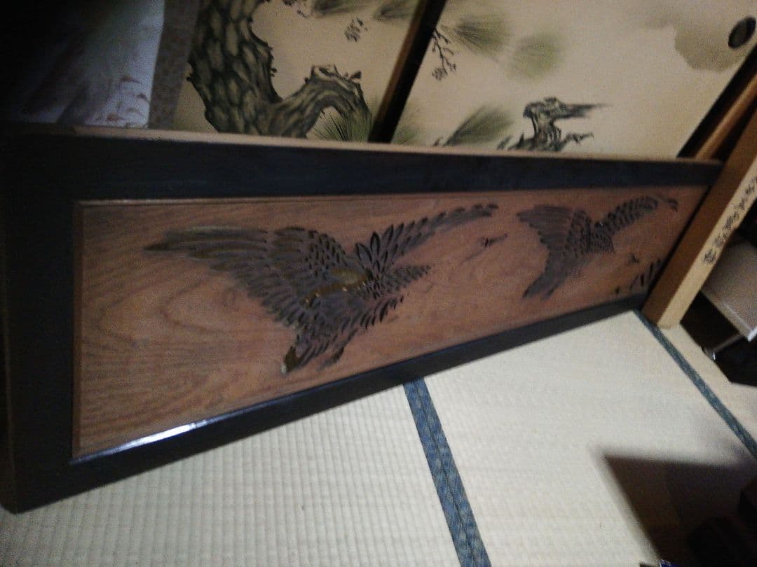 欄間、白鳥2羽