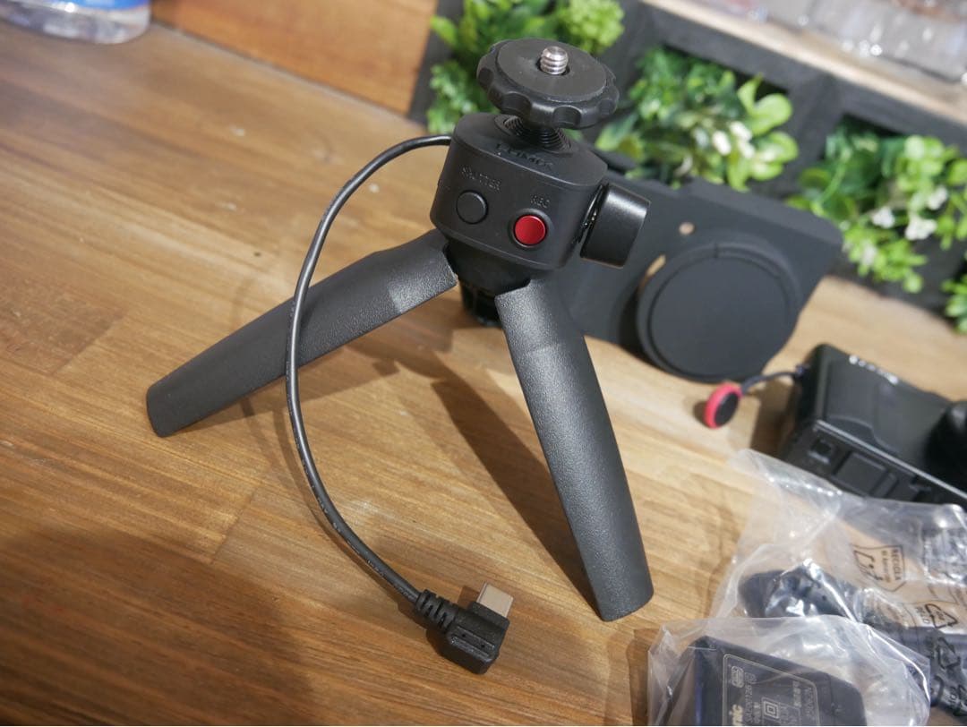 【付属品多数】LUMIX DC TZ99 美品です。コンパクトデジタルカメラ