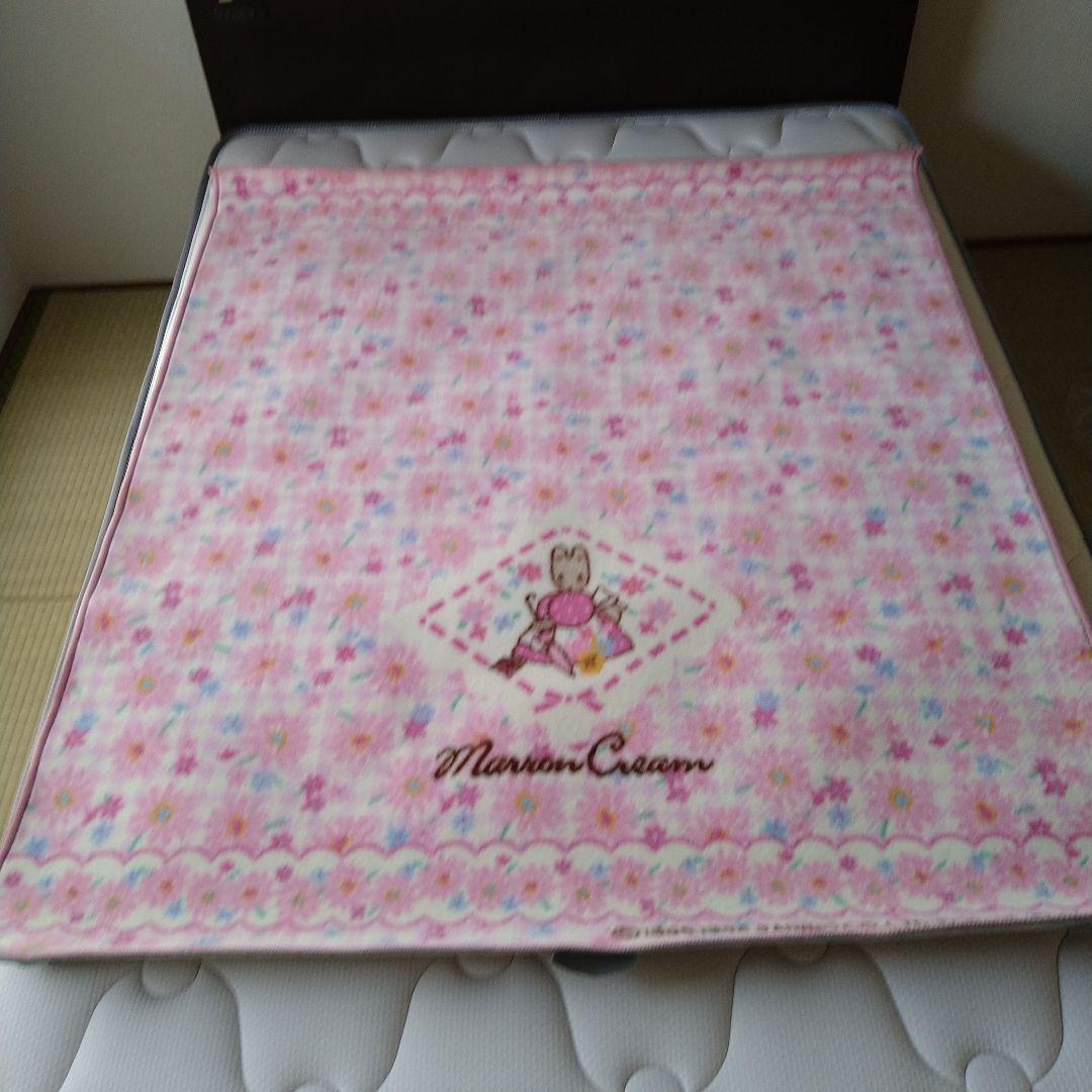 ルームボックス　絨毯　マット　デスクマット　カーペット　マロンクリーム　サンリオ