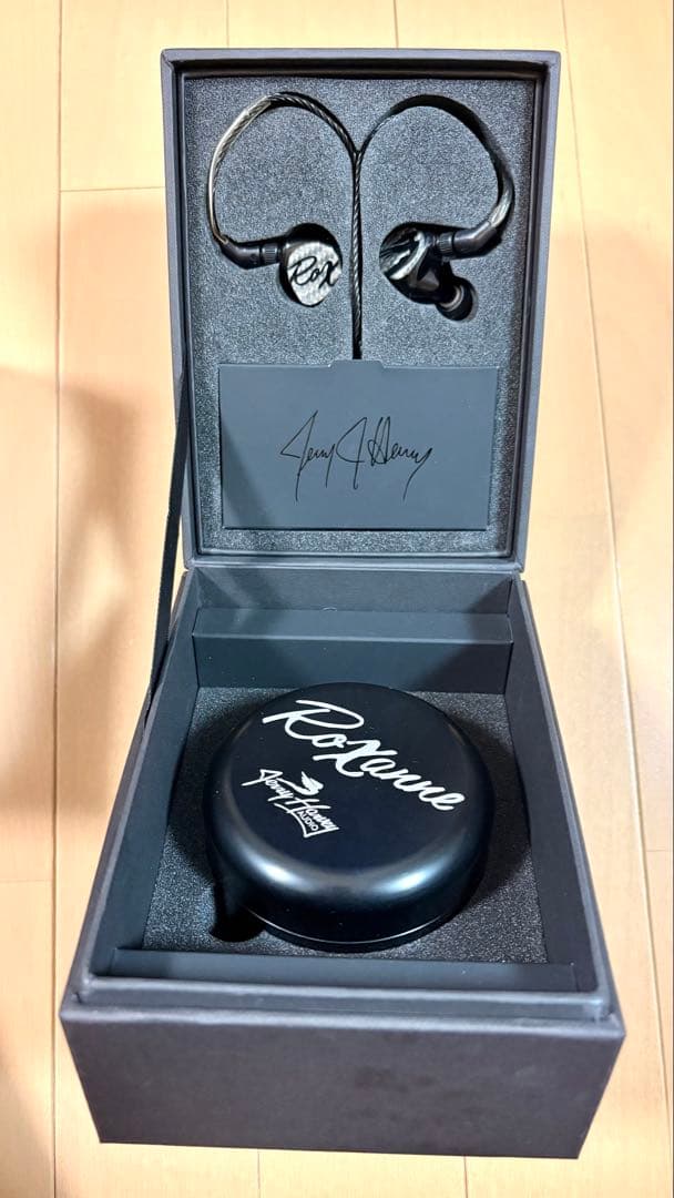 ⭐︎美品 JH audio Roxanne universal Silver