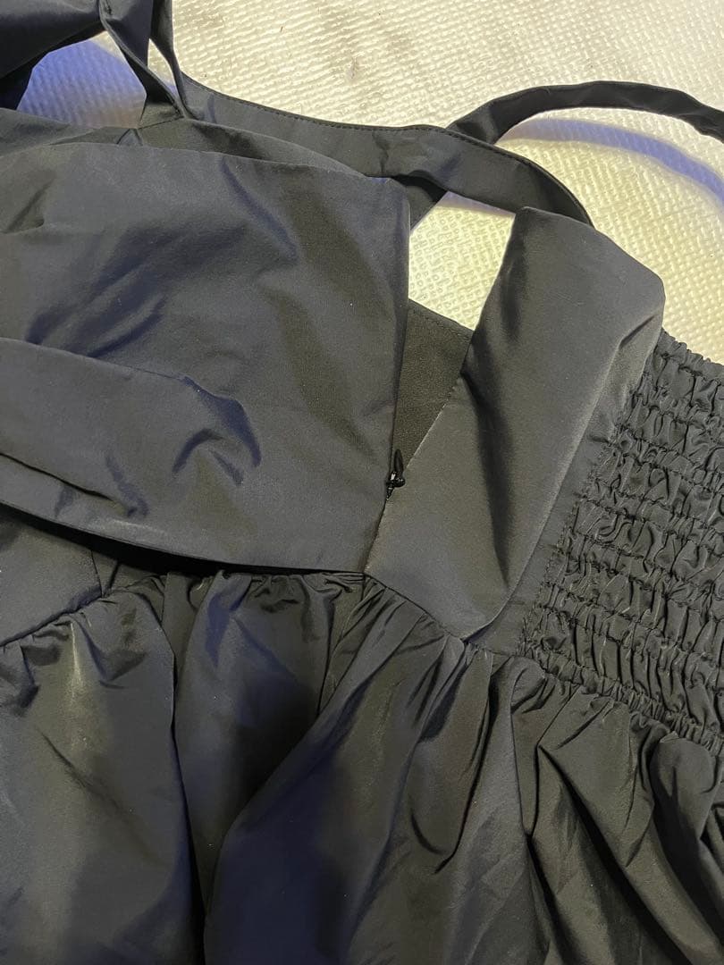 フレイアイディー　ブラックキャミソール