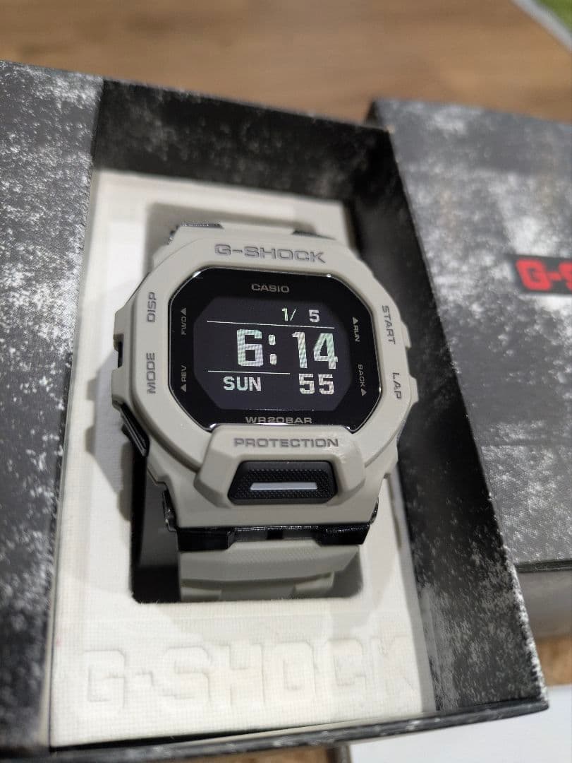 G-SHOCK デジタル腕時計 GBD-200　グレー