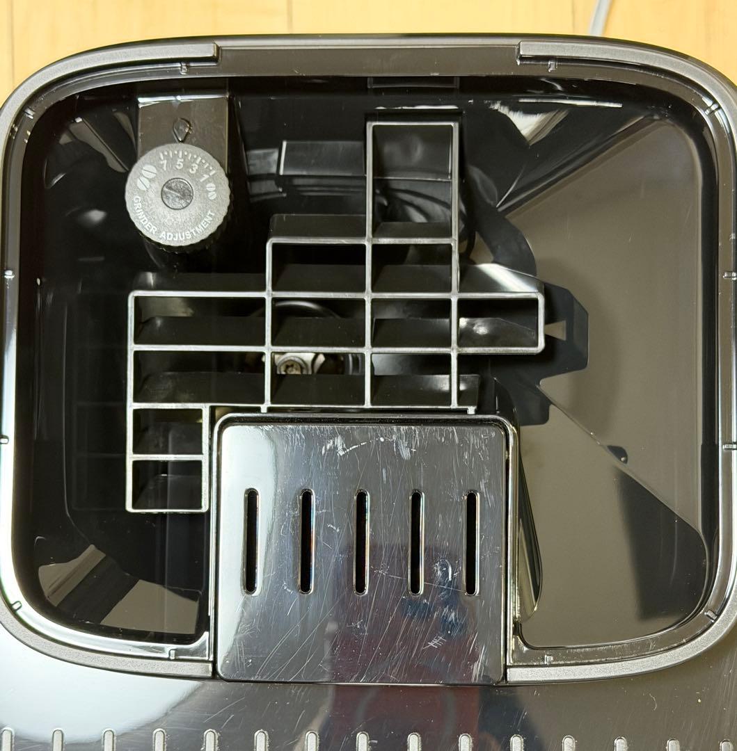 デロンギ 全自動コーヒーマシン マグニフィカ イーヴォ ECAM29081TB