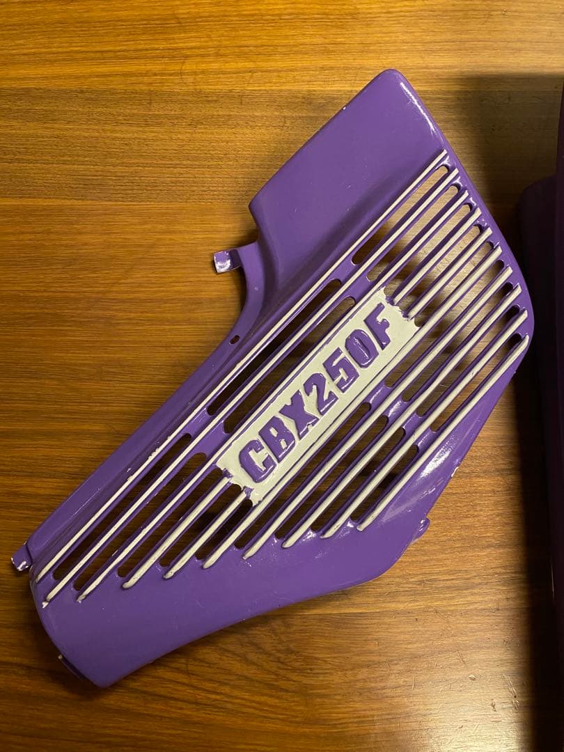 ジェイド250 サイドカバー　延長テール