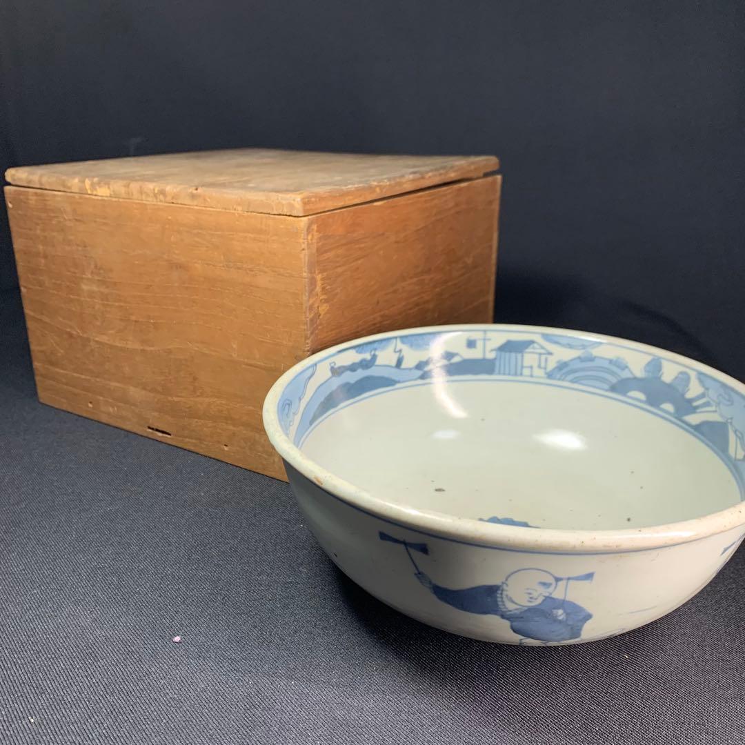 K684⭐︎湖東焼 染付 見込みは五弁花 唐子文 二重角福 献上手 鉢