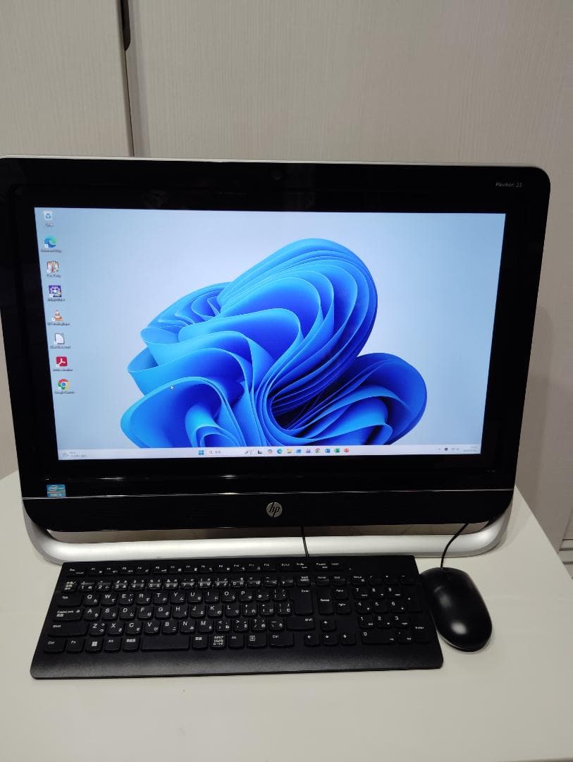 HP Pavilion23 一体型PC i3 8GB SSD128 office