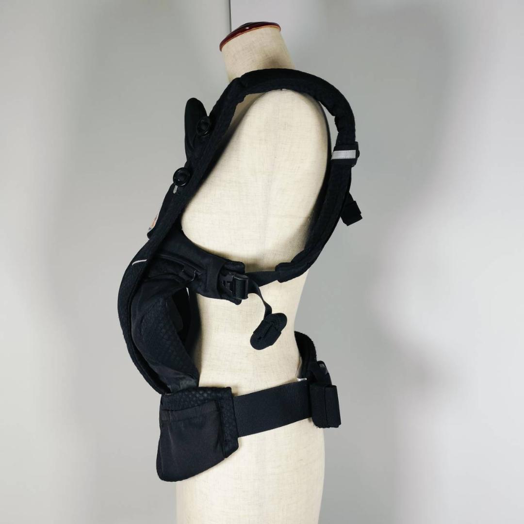 美品✨ergobaby 抱っこ紐 オムニブリーズ ブラックOMNI Breeze