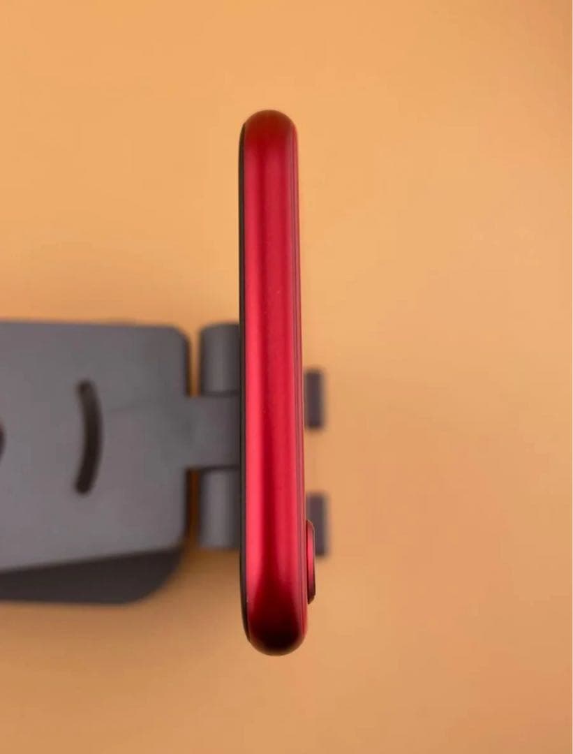 iPhone SE2 第2世代 64GB SIMフリー レッドバッテリー100%