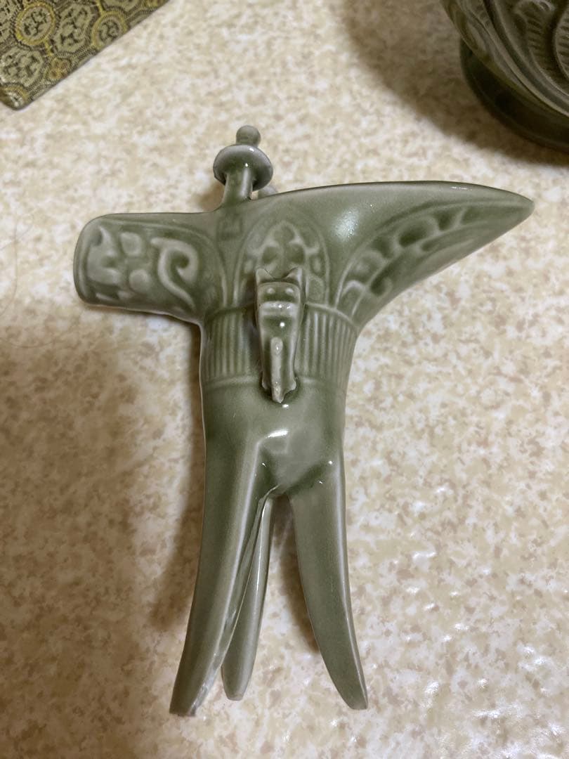 中国宋代耀州窯  倒流壶￼  陽刻花紋  古美術品