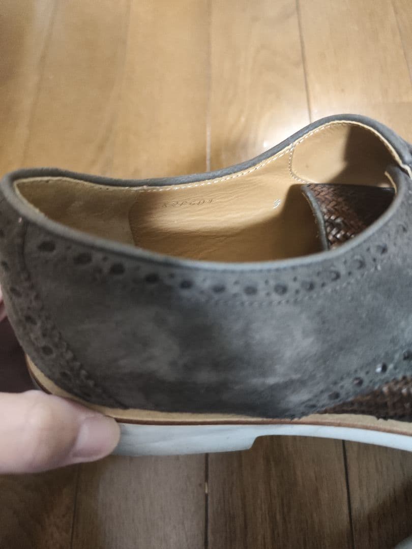 ジョルジオアルマーニ　グレーとブラウンのオックスフォードシューズ　靴