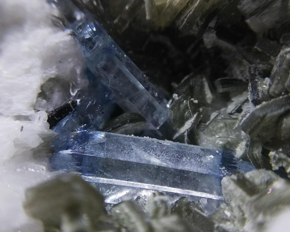 326 宝石質 クラスター アクアマリン モスコバイト 標本 結晶 原石