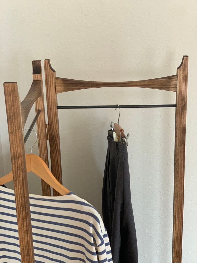 【無垢ひのき材】木とアイアンのスタイルハンガーラック　ミッドセンチュリー風