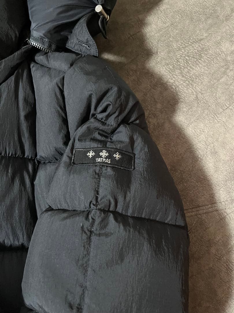 【極美品】タトラス　ダウンジャケット