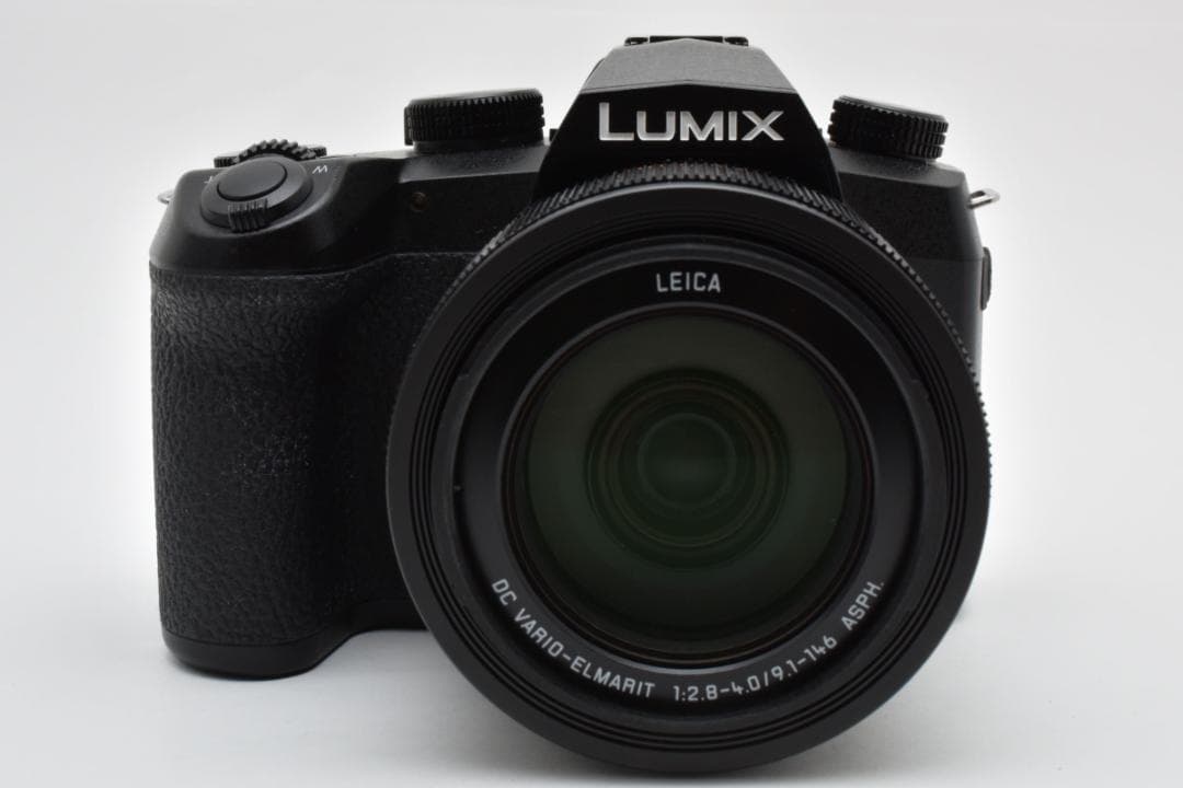 ほぼ新品 Panasonic LUMIX DC-FZ1000M2 1327