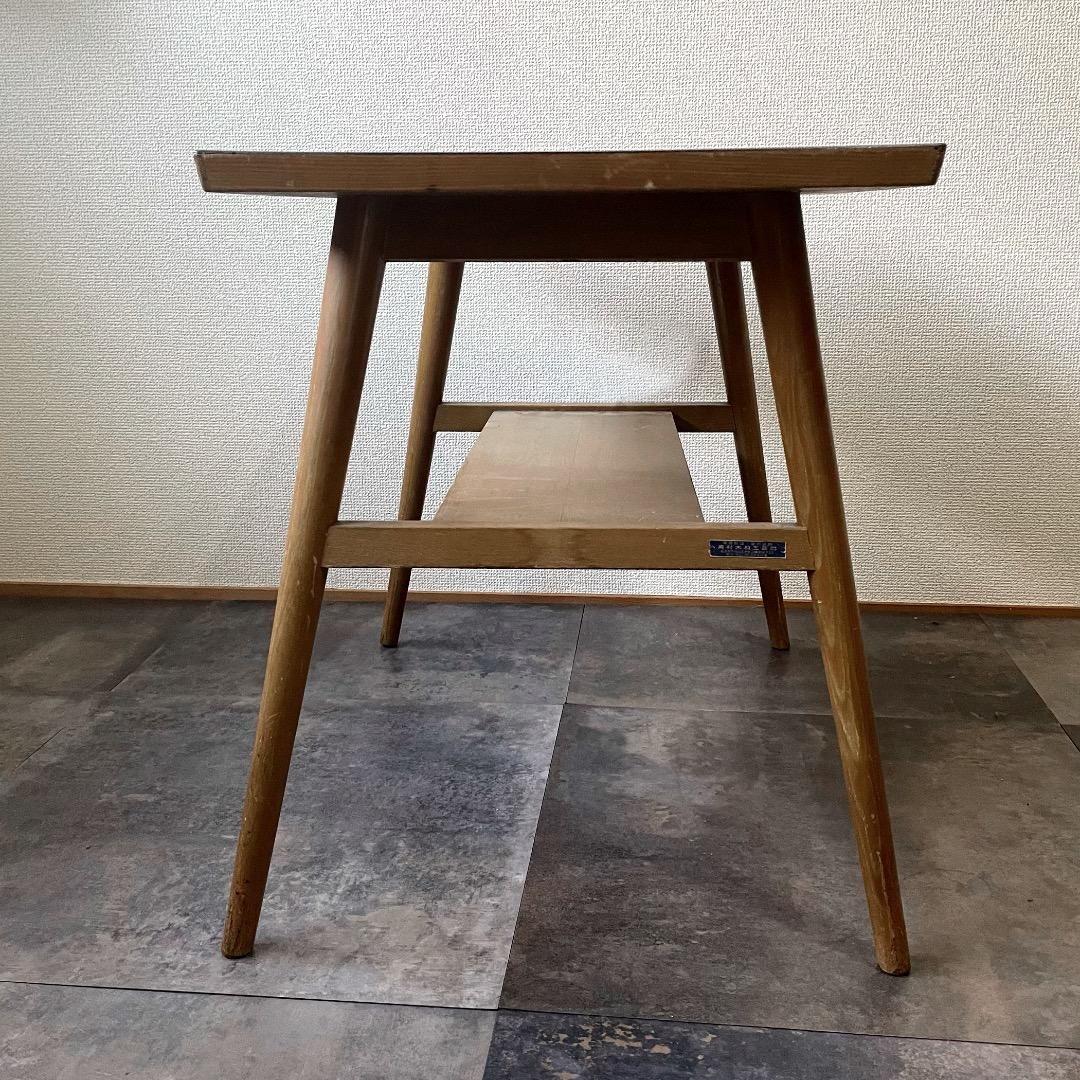 レトロ家具　昔懐かしい風合いのセンターテーブル ローテーブル 飾り台