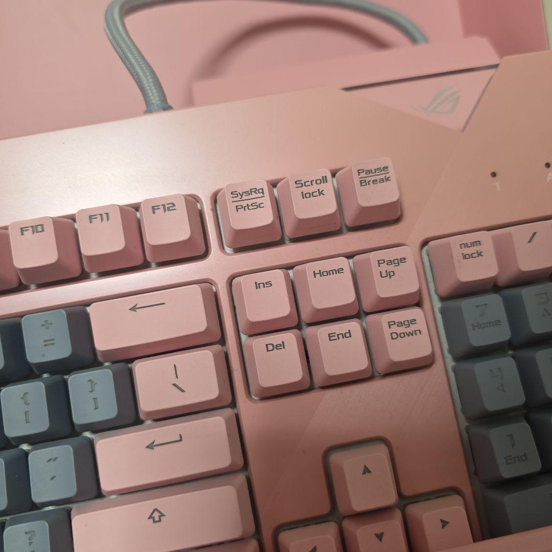 ROG Strix Flare PNK-LTD RGB キーボード