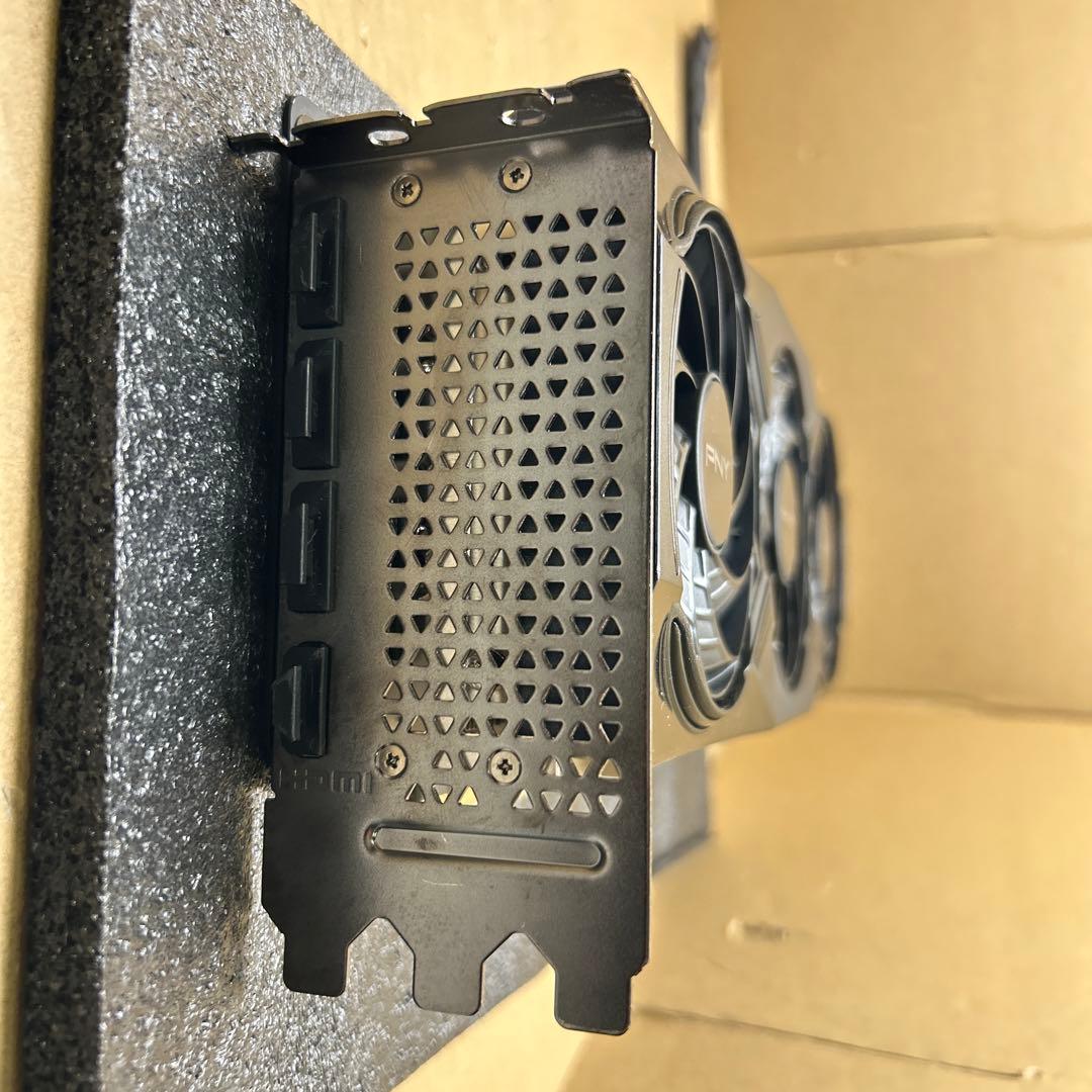 PNY GeForce RTX 5070 Tiグラフィックボード