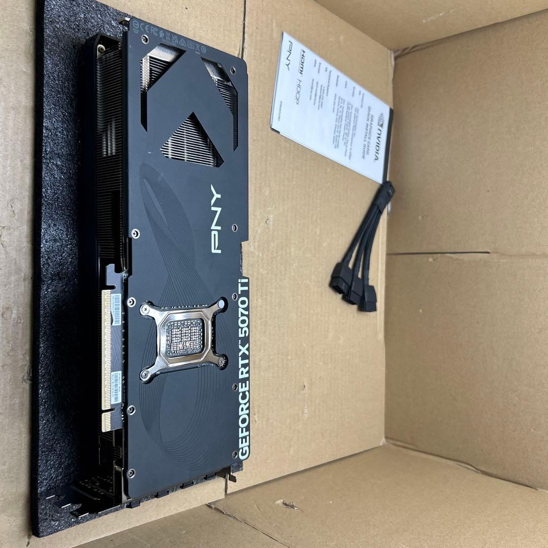 PNY GeForce RTX 5070 Tiグラフィックボード