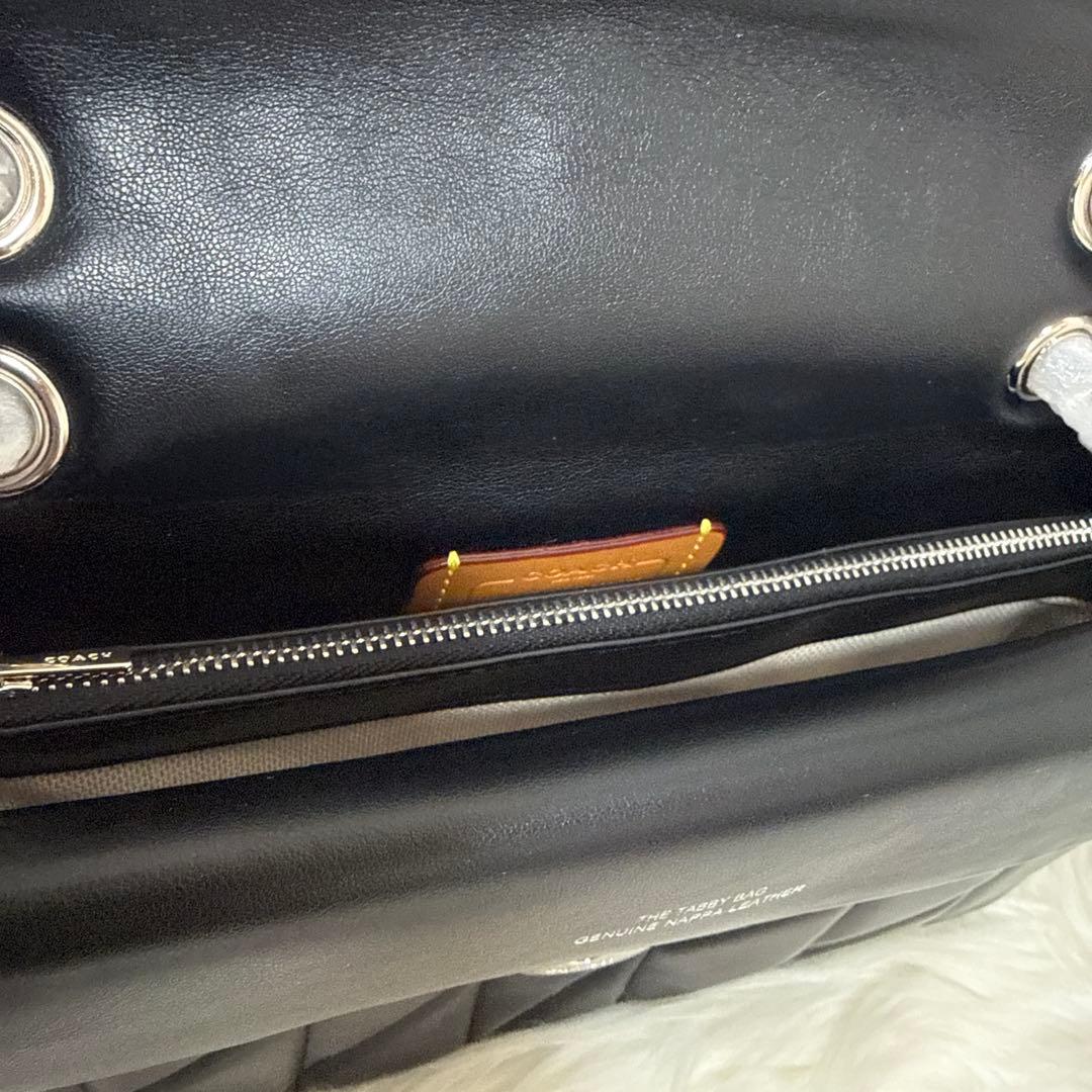 COACH ブラック ショルダーバッグ キルティング