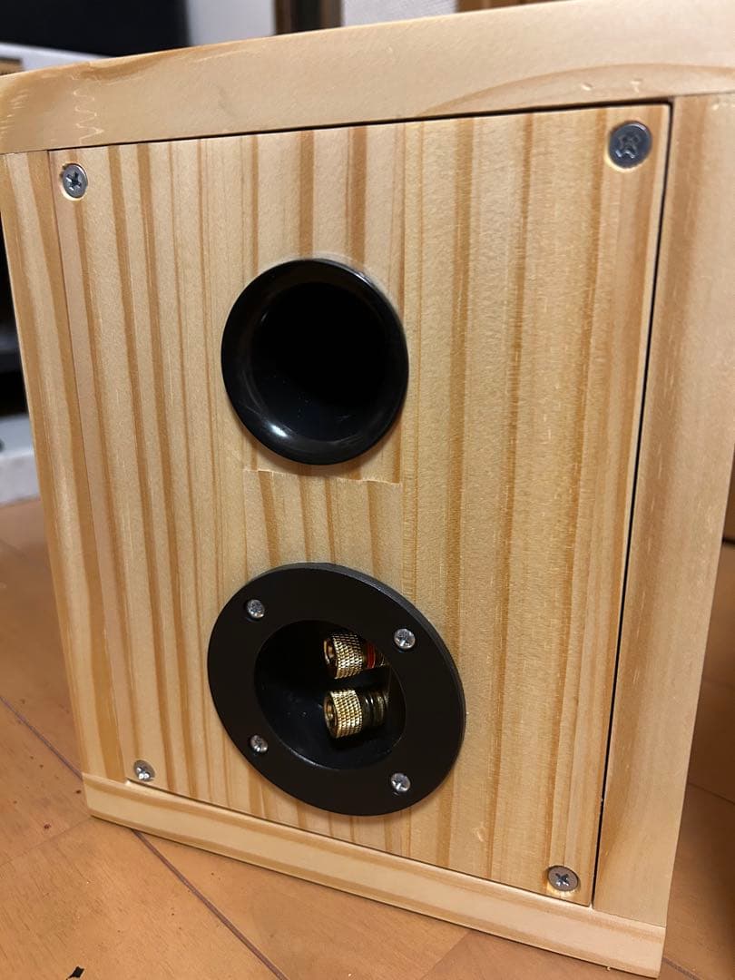 自作スピーカー ダブルバスレフ型グリーンバッフル