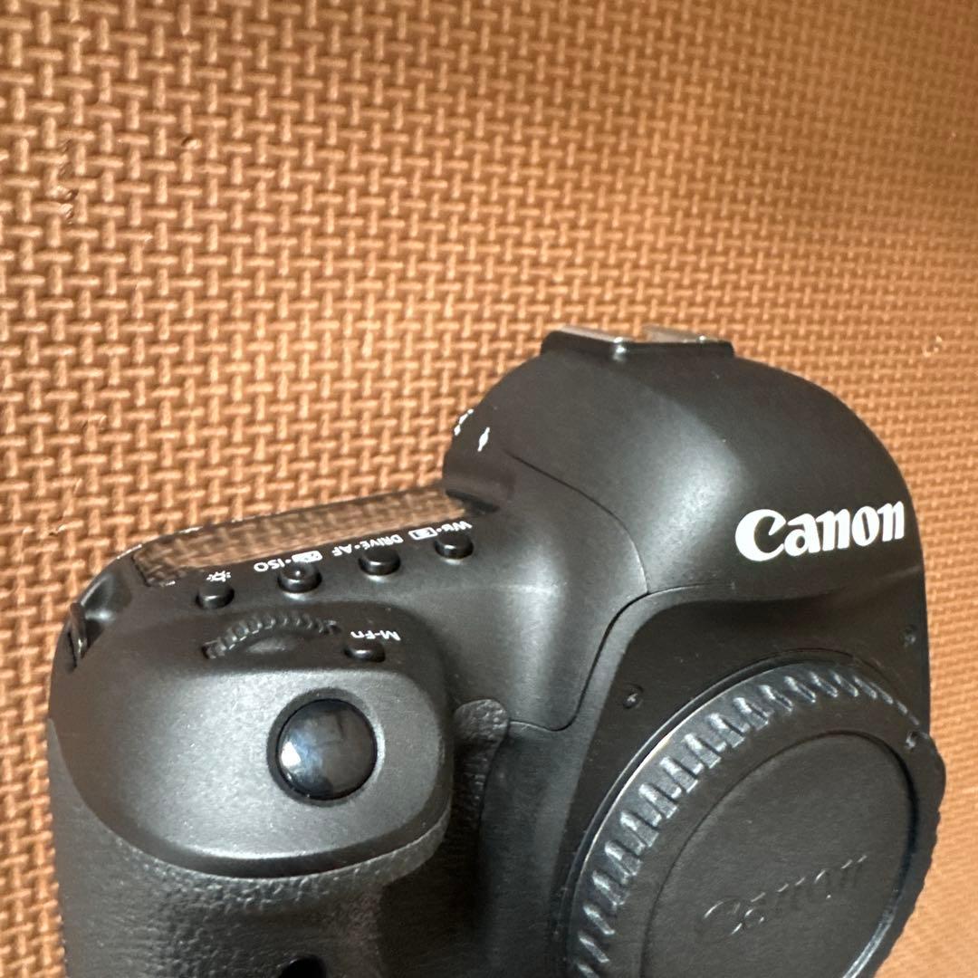 極美品　Canon EOS 5D MarkⅣ 単焦点レンズセット　EF 50mm
