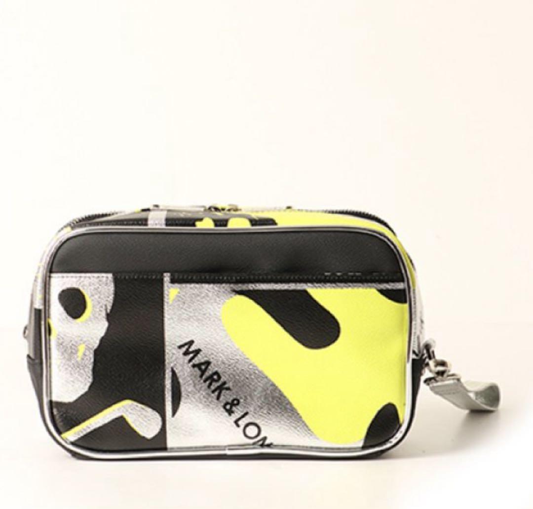 ◆新品◆ マークアンドロナ　多機能クラッチポーチ