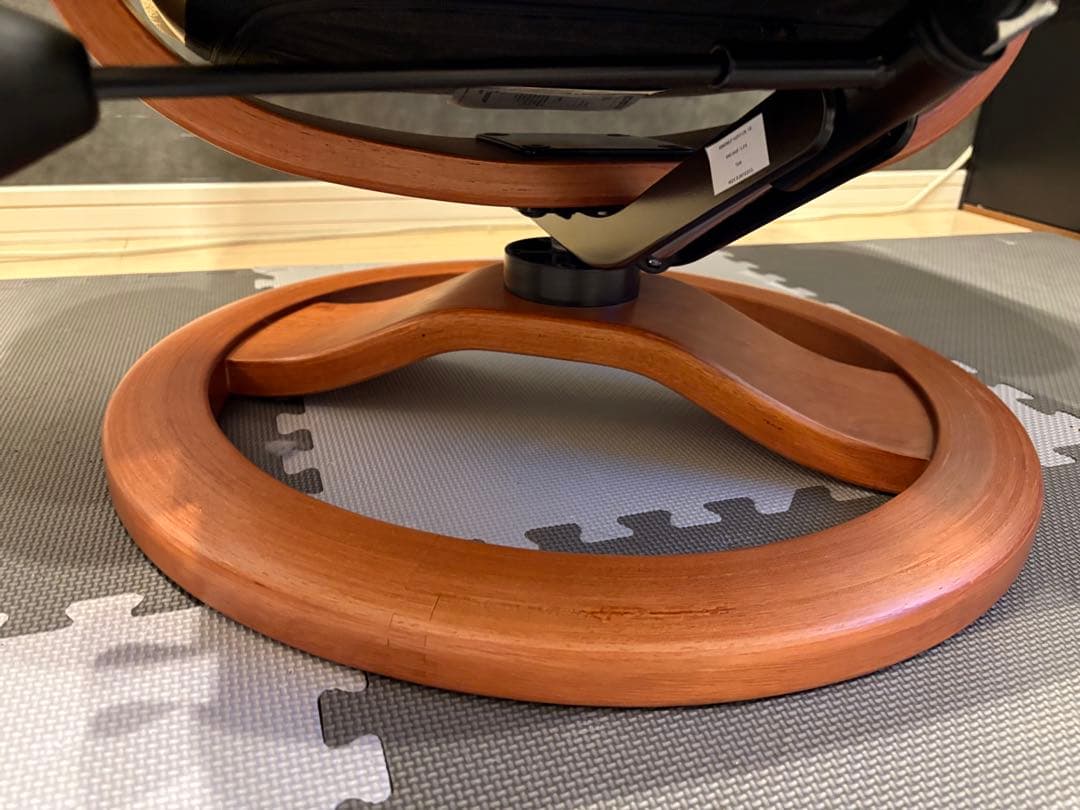 イエリアーダ　高級本革　リクライニングチェア　美品　送料込