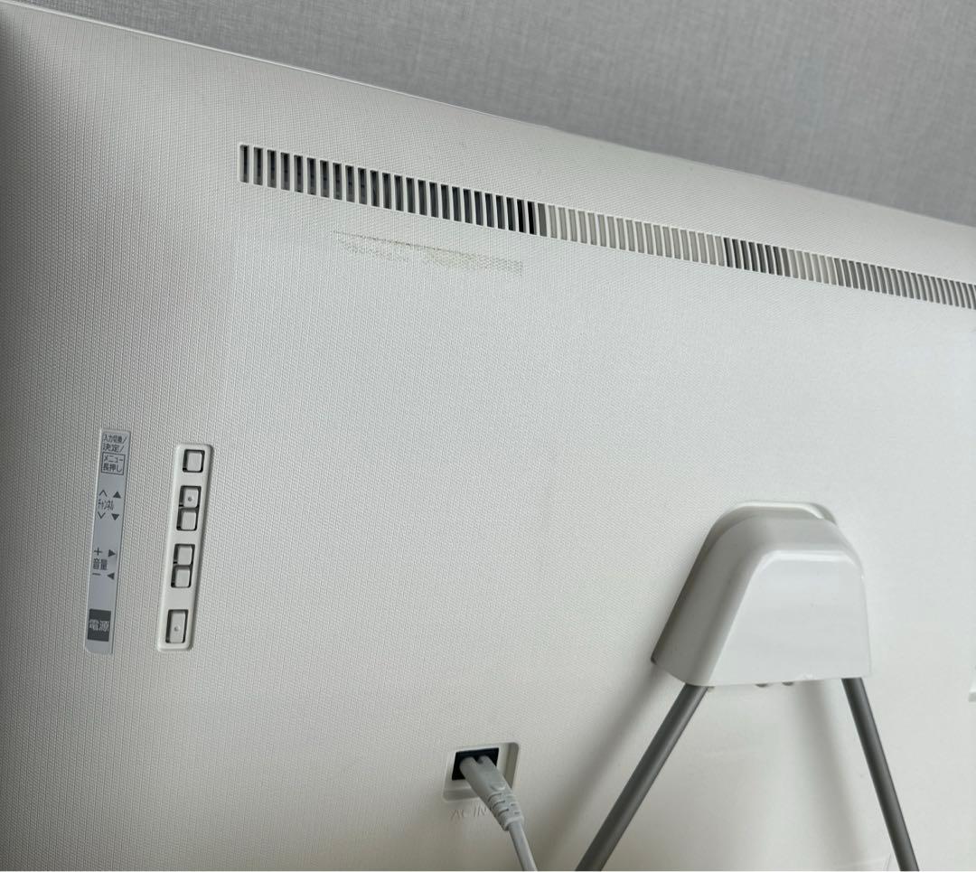 【送料込み】Panasonic 32型液晶テレビ TH-32ES500-W