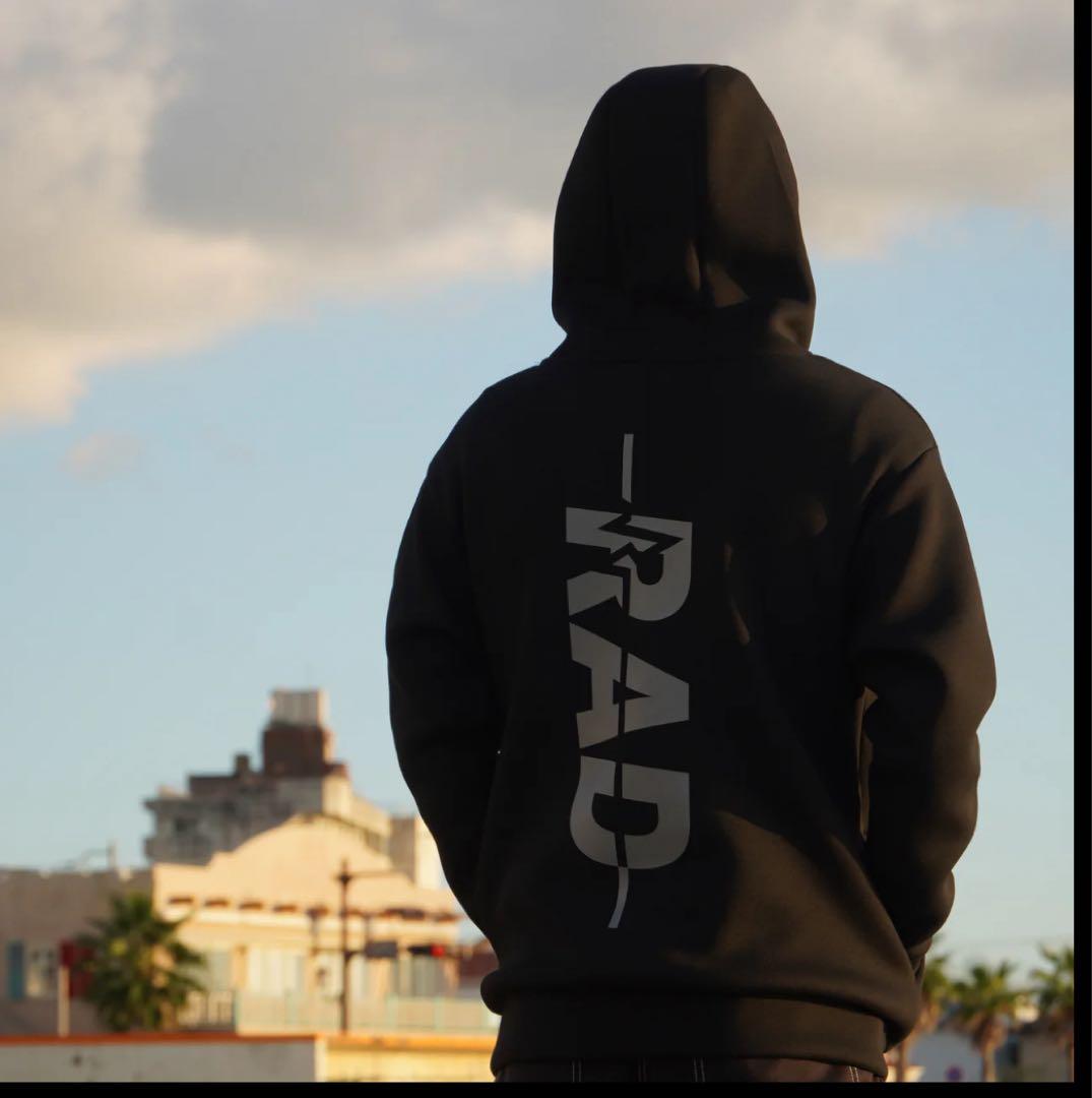 RADSTYLE ダンボールパーカー ブラックＭ　高橋優介 ブルーブルー