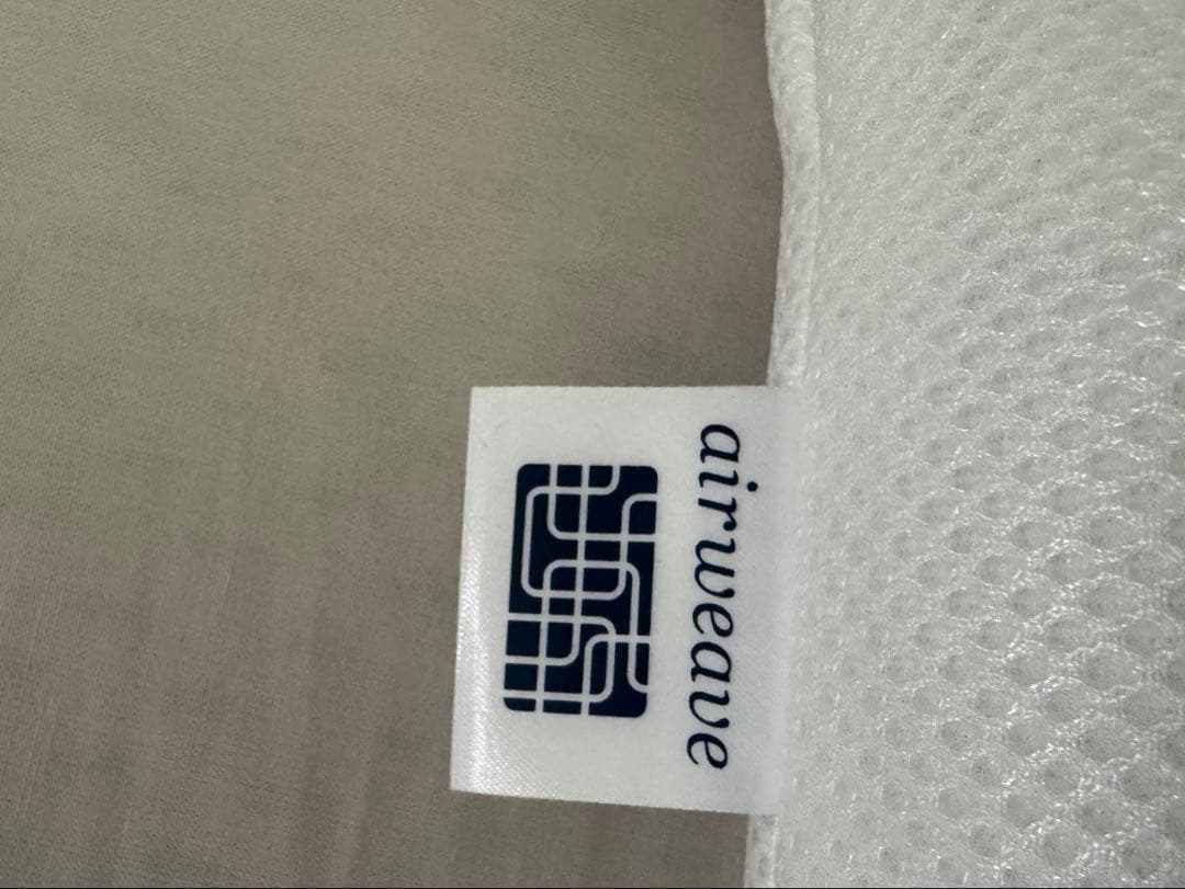 【別売りカバー付】エアウィーヴ ピロースリム 田中みな実監修　みな実のまくら