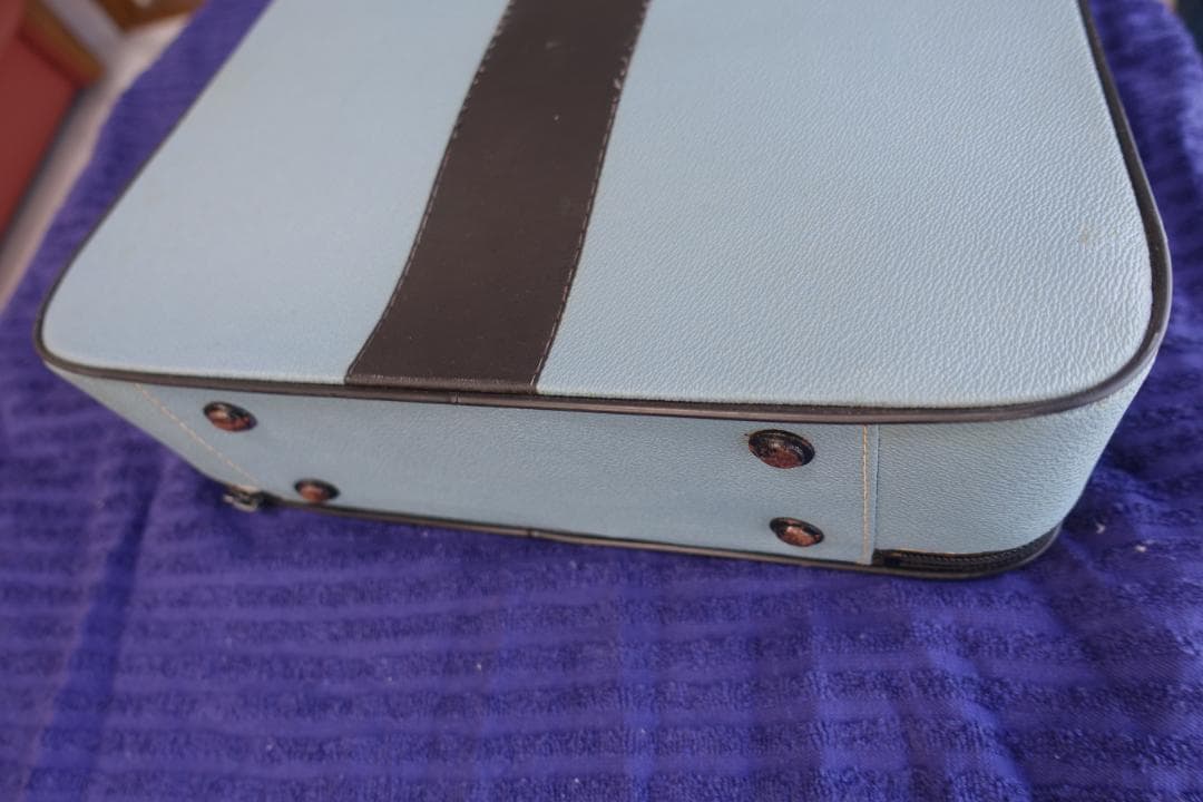 Olivetti Lettera 32 タイプライター グリーン