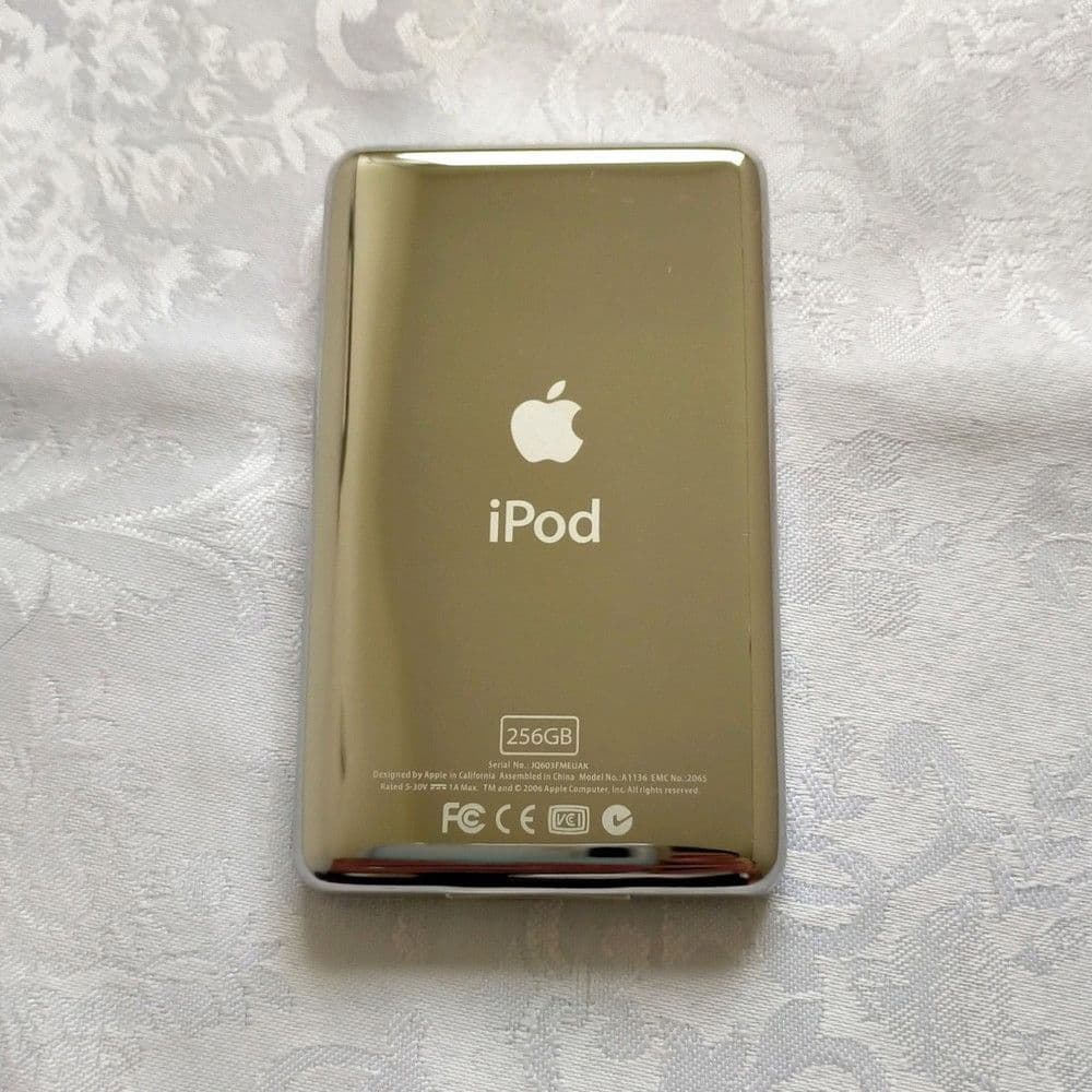 【美品】iPod Classic 第6世代 グレー MC297化 256GB