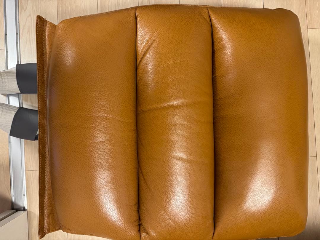 ニトリ Nビリーバ2 キャメル色 厚革 リクライニングチェア