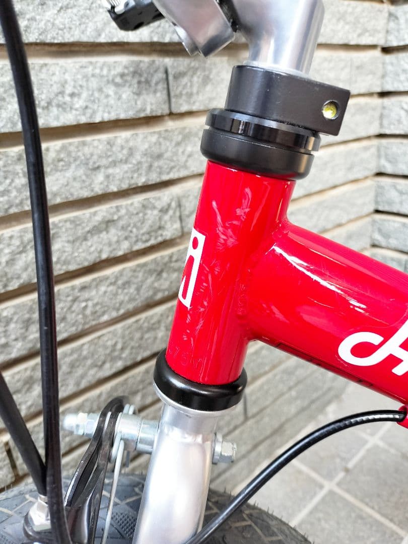 へんしんバイク2 赤 （新品未使用のペダル後付け専用工具付き）